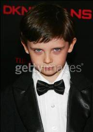Illustration for article titled Someone Should Explain What Acting Is To The Kid From The Omen